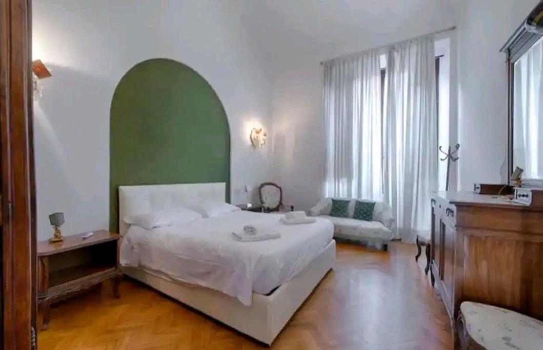 Reinassance Palace Apartment